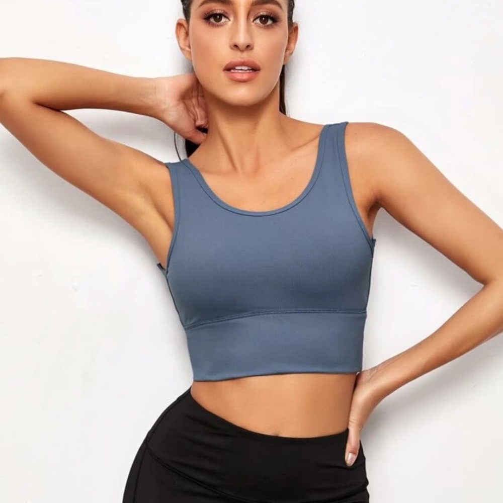 Workout cropped tank